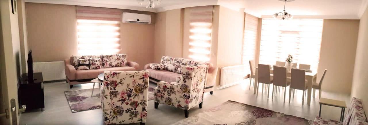 Defne Gold Aparthotel ทรับซอน ภายนอก รูปภาพ