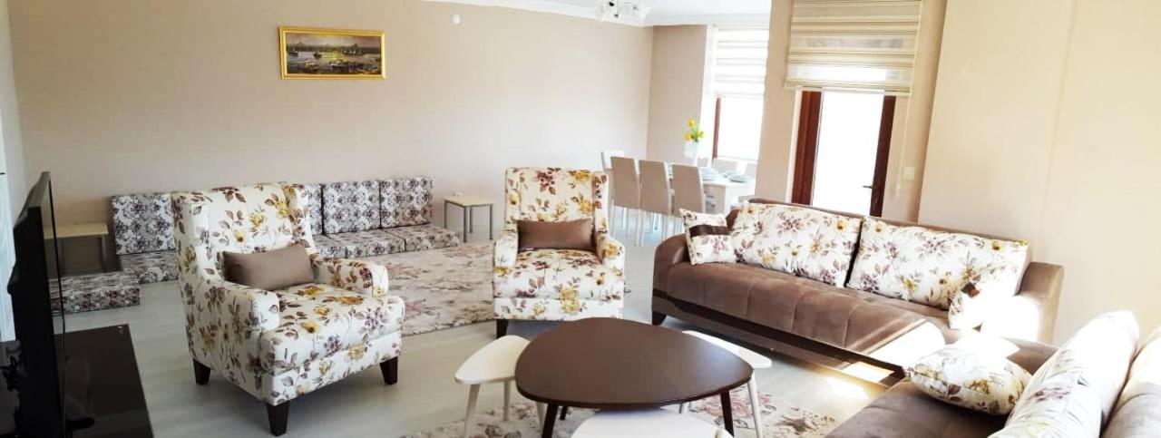 Defne Gold Aparthotel ทรับซอน ภายนอก รูปภาพ