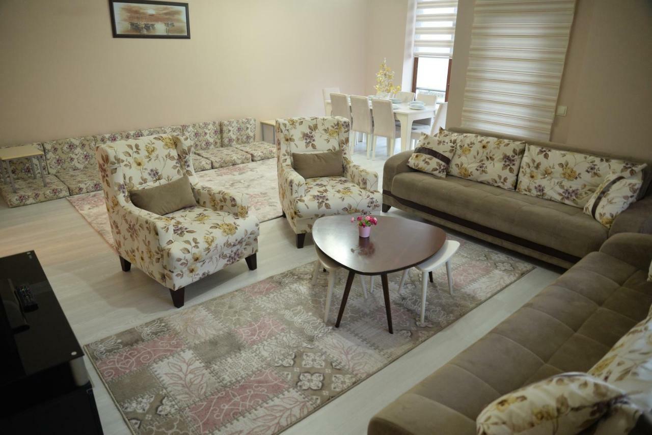 Defne Gold Aparthotel ทรับซอน ภายนอก รูปภาพ